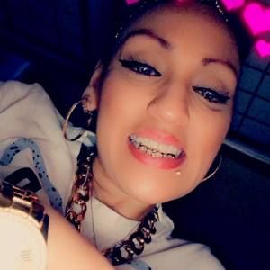 Meet your Posher, Stacy